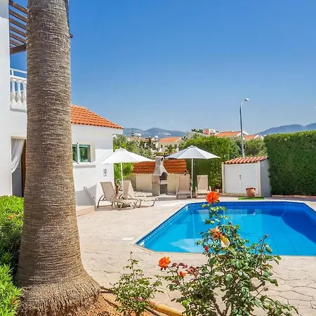 Queens Paradise 6 * Peyia