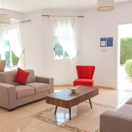 Villa Queens Paradise 6 Peyia