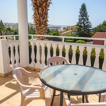 Queens Paradise 6 Villa *